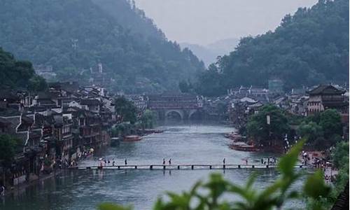 张家界到凤凰古城怎么去最方便自驾_张家界到凤凰古城怎么去最方便