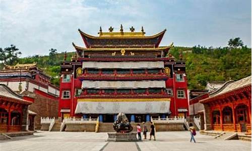 塔尔寺门票多少钱一张票啊_塔尔寺门票多少钱